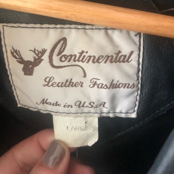 *SOLD* CONTINENTAL LEATHER FASHIONS vintage leather fringe western crop coat - Picture 3 of 6